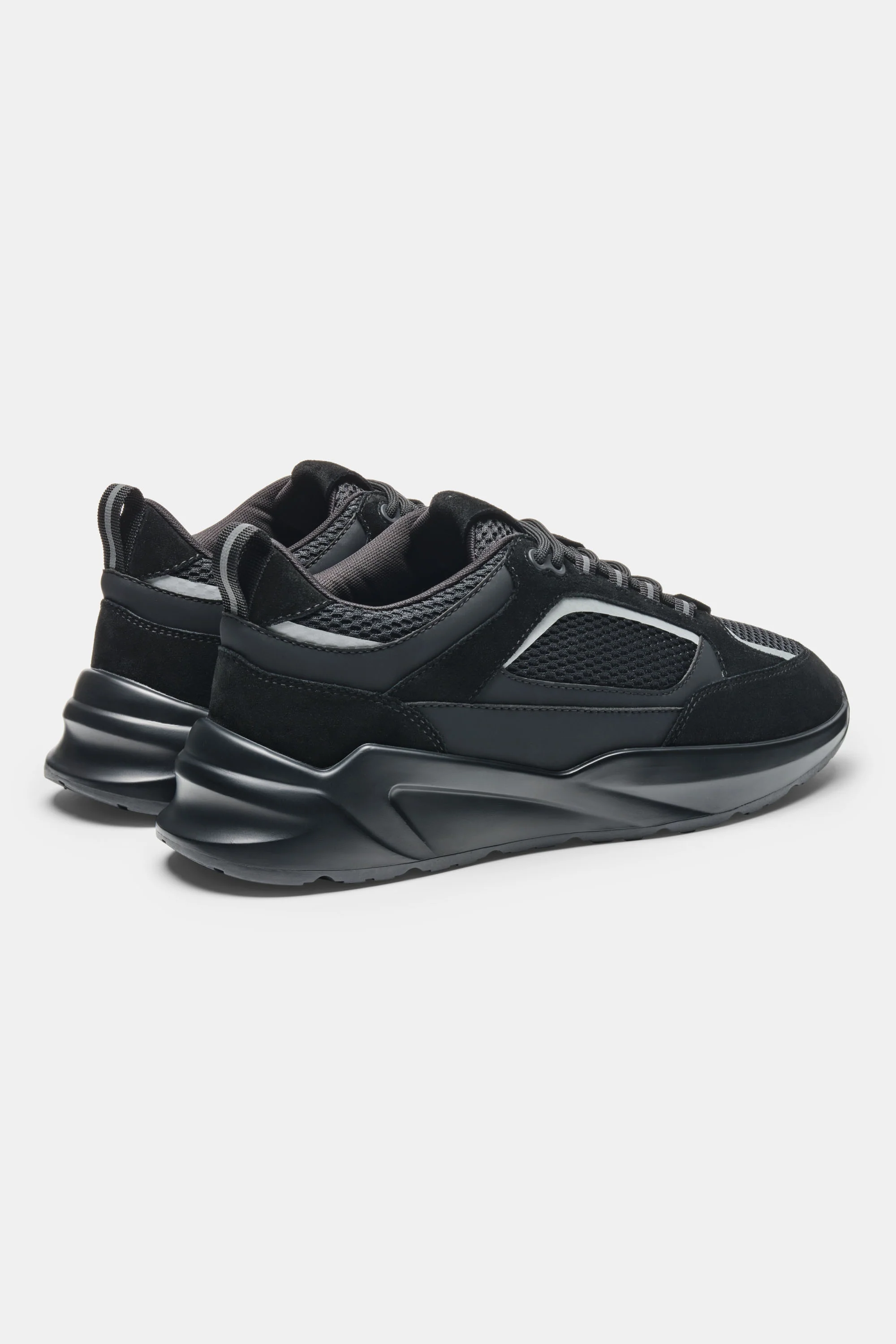 THE AREZZO RUNNER - Image 3